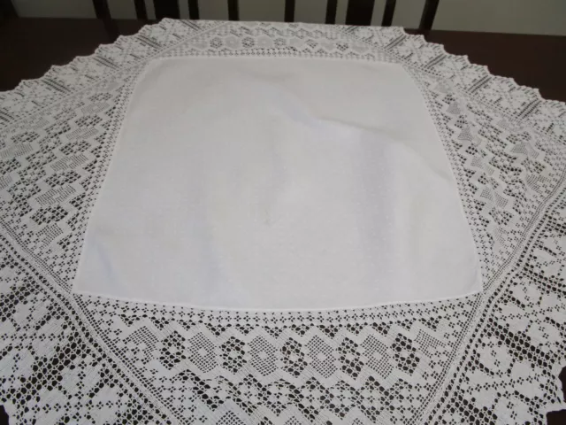 Beautiful White Linen Damask Tablecloth With Filet Crochet Lace Large Corners 2