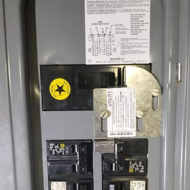 Generator interlock kit for Square D Homeline HOM 150, 200 & 225 Amp Load Center 2