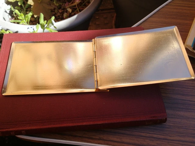 Metal Check Cook GOLDEN METAL VINTAGE checkbook holder with industrial engraving pattern ...