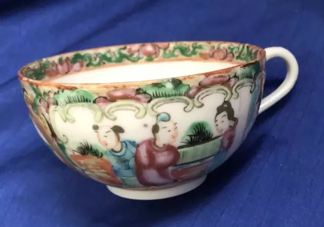Antique Unmarked Chinese Export Porcelain Famille Rose Medallion Cup Circa 19 C