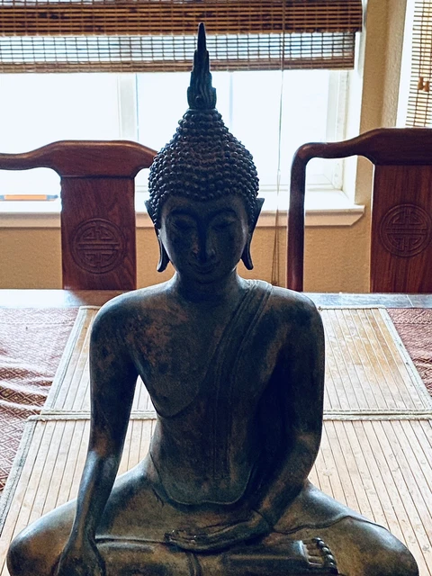 antique 18th century large bronze seated buddah thai