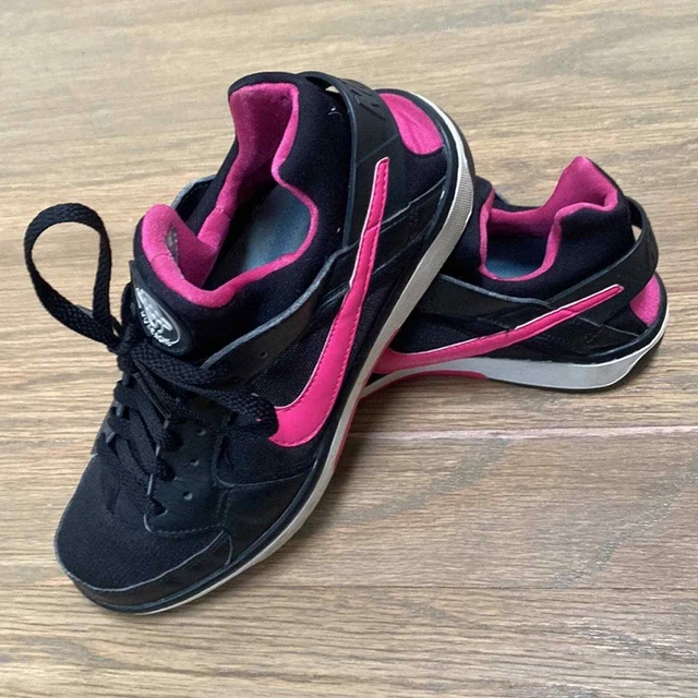 Nike Huarache Black Pink Dance Low Active Sneakers