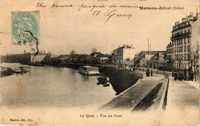 CPA Le Quai - Vue du Pont (390207)