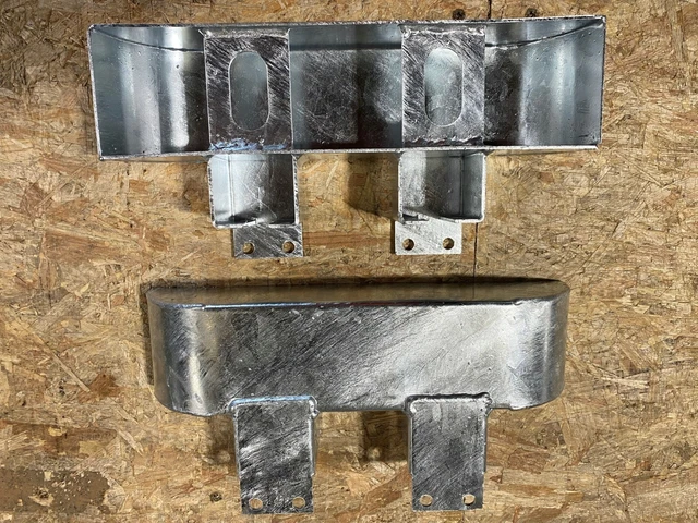 LAND ROVER SERIES Galvanised Bumperettes And Front Bumper 552074 ...