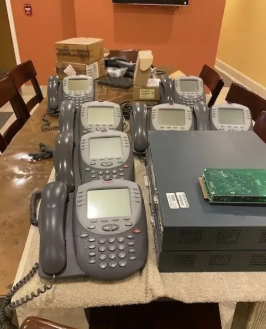 Avaya IP Office 500 System-9 Phones, Feature Card 700417470 & extra control unit