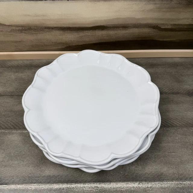 POTTERY BARN MONIQUE Lhuillier Juliana Scalloped Dinner Plates Set