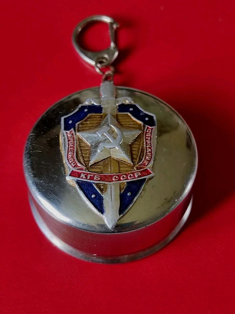 Lot De 50 Badges émaillés URSS - Collection Thèmes Soviétiques Divers, Occasion, Métal Et Porcelaine