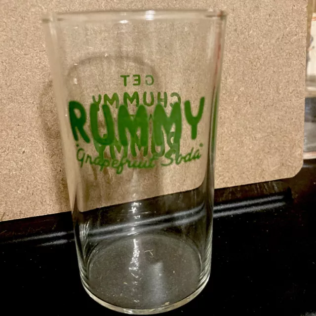 VINTAGE RUMMY GRAPEFRUIT SODA POP GLASS FOUNTAIN 4”  DRINKING CUP Very Nice