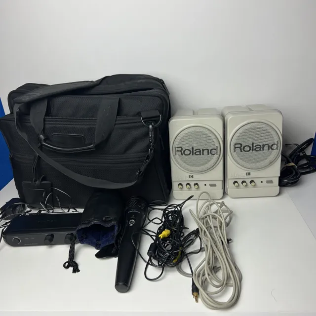 Roland MA-12C Stereo Micro Monitor Speaker Pair Microphone System *STATIC NOISE*