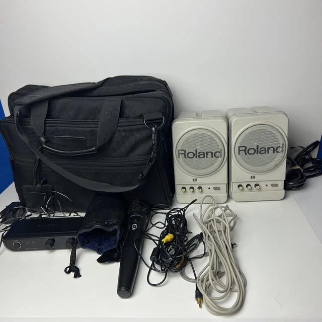 Roland MA-12C Stereo Micro Monitor Speaker Pair Microphone System *STATIC NOISE* Roland MA-12C Stereo Micro Monitor Speaker Pair Microphone System *STATIC NOISE*
