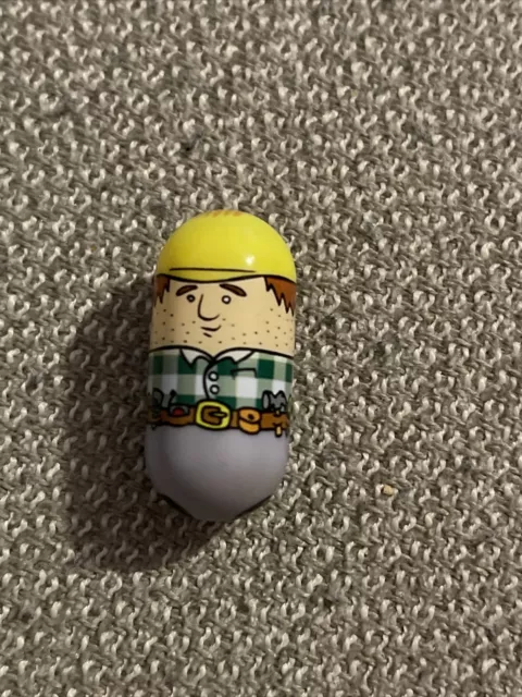 Mighty Beanz #36 BUILDER Bean 2003 Series 1 Moose Collectible Toy