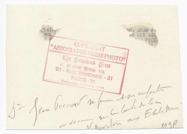 JEAN PICCARD, SA femme Piccard et leurs enfants Photo c