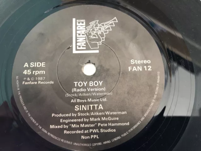 Sinitta - Toy Boy 7" Vinyl Single Record