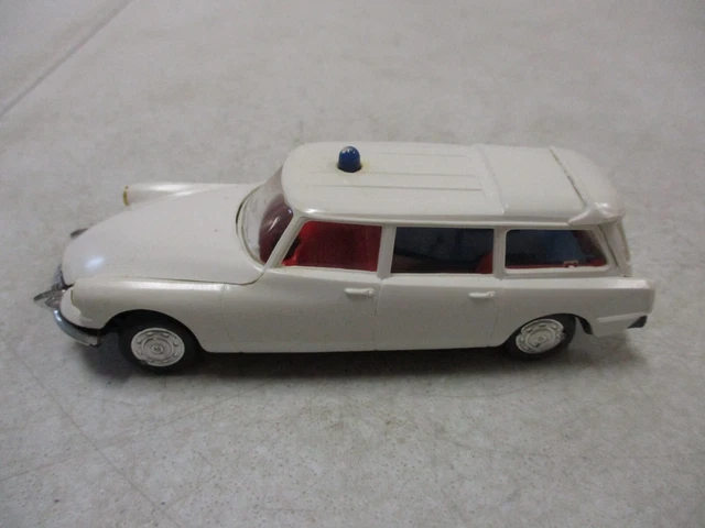 Lot 5 Ambulances Citroën DS – Collection Atlas 1:43, Neuves