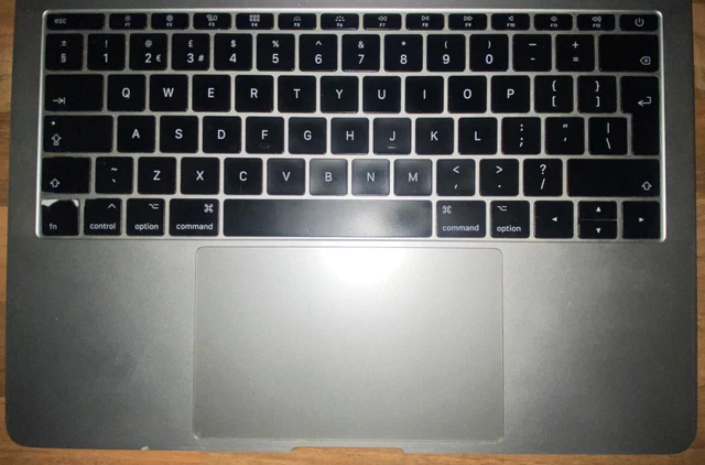 MacBook Pro 13-inch 2017 - Intel Core i5 2.3Ghz - 256GB SSD - 16GB Ram 5