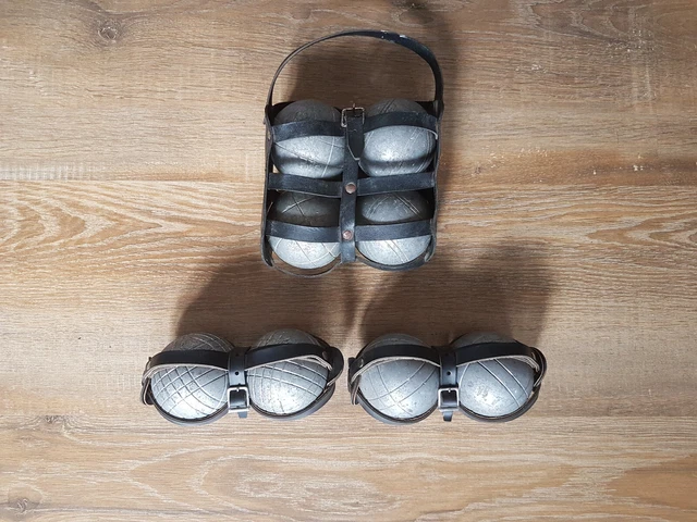 Paire De Boules De Pétanque Enfant – Anciennes, Avec Lanières Cuir, Fabrication France