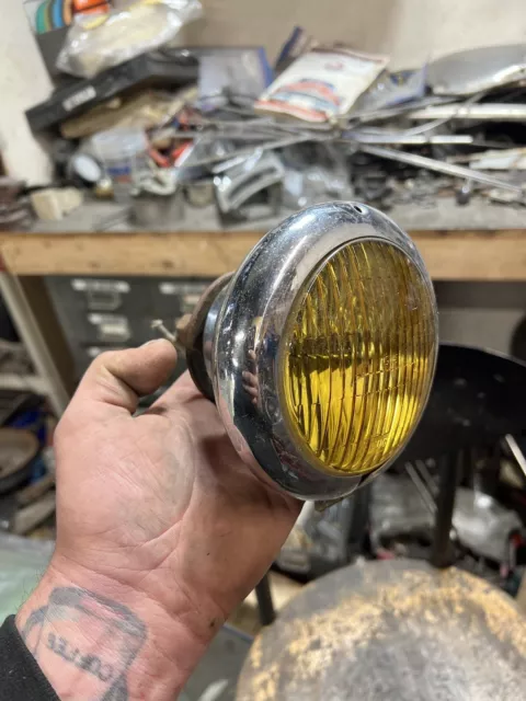 1940’s 1950’s ACCESSORY Grille Fender FOG LIGHT DRIVING CHEVROLET PLYMOUTH FORD 1940’s 1950’s ACCESSORY Grille Fender FOG LIGHT DRIVING CHEVROLET PLYMOUTH FORD