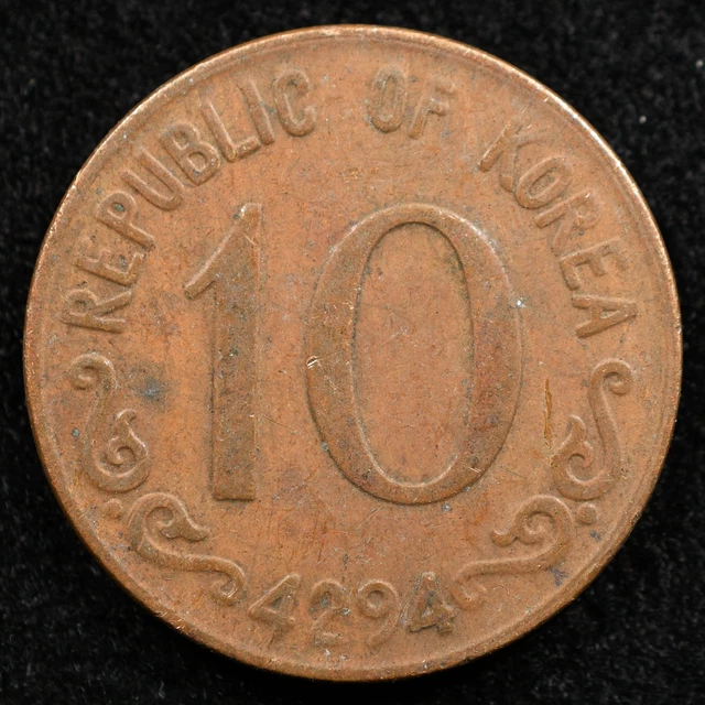 Korea 10 Hwan 1961 (4294), Coin, Km# 1, Rose Of Sharon, Inv#F678
