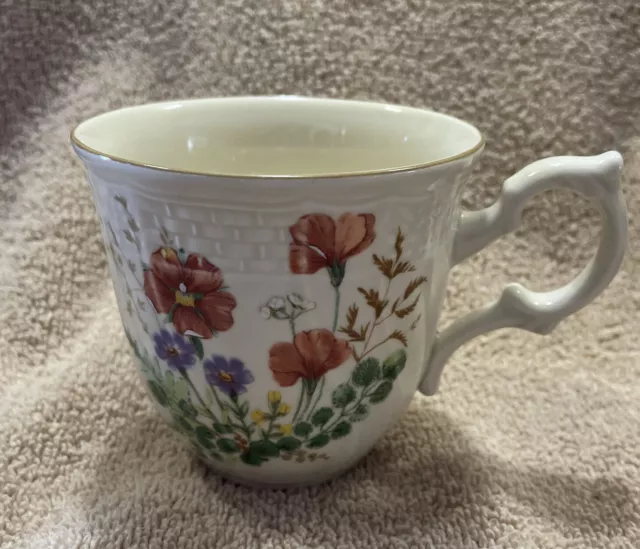 Mikasa Fine Ivory China Margaux D1006 Coffee Tea Cup