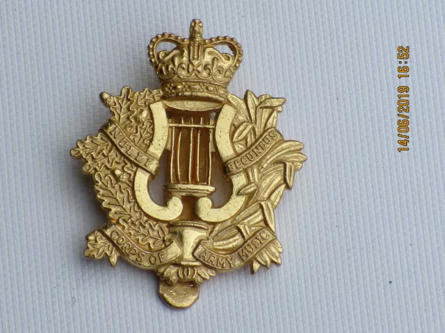 Corps Of Army Music, Capbadge, Manufacturer; Firmin, British Army Bandsman