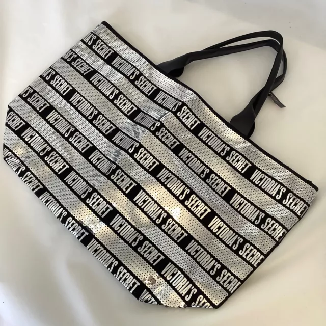 Victoria secret black hotsell and silver tote