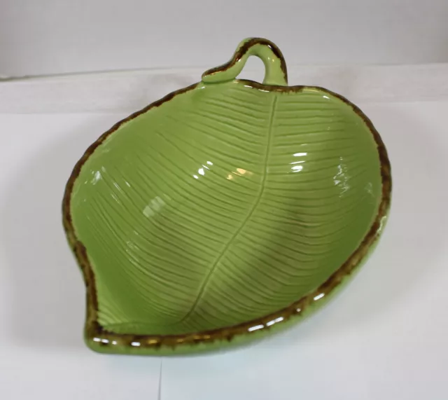 Pottery Barn Tropical Leaf Leaf-Shaped Handled Brown Trim Veins Green Salad Bowl