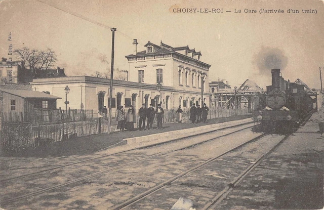 Cpa 94 Choisy Le Roi / Arrivee D'un Train / Locomotive / Chemin De Fer
