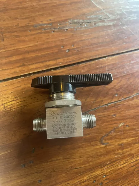 Swagelok SS43GS4 Stainless Steel Ball Valve