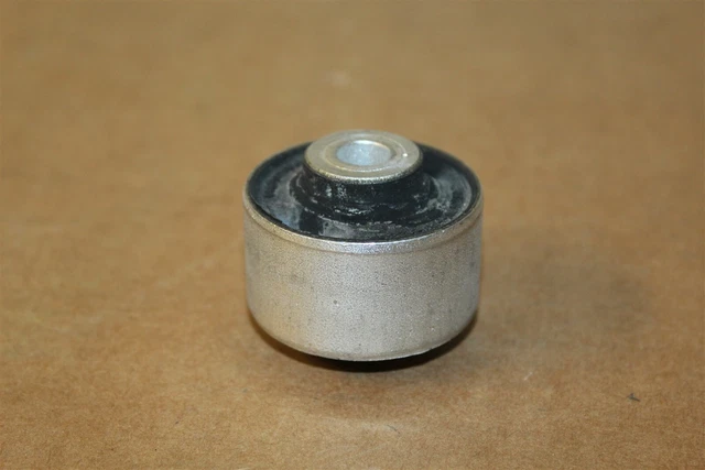 VW Passat B5 Audi A4 B5 Single Upper Link Arm Bush 4D0407515C New genuine Audi