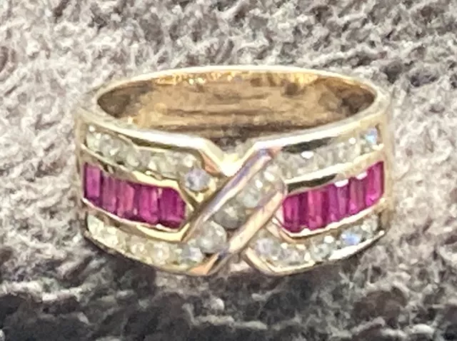 14K Yellow Gold Ring w/ Diamonds & Rubies Sharp! 5.22 Grams $$