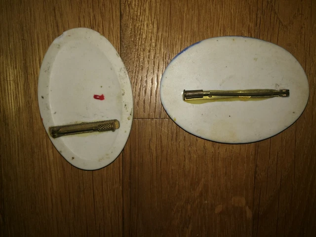 Lot De 2 Broches Anciennes En Porcelaine De Limoges + 2 Plaques Supplémentaires - Occasion, Métal Doré