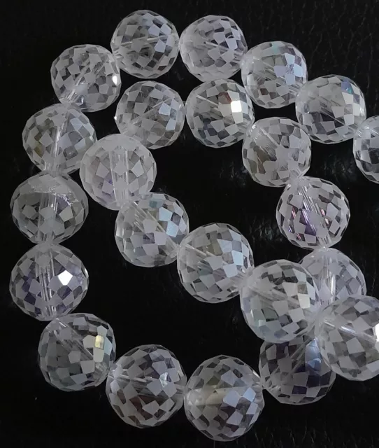 20 facettierte toll mattiert gemusterte Glasperlen, ca.12mm weiss