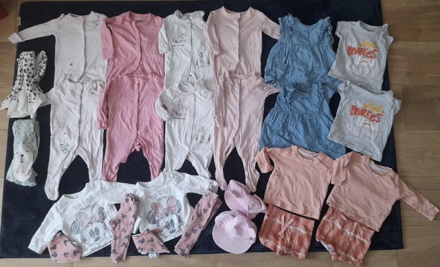 Pacchetto vestiti grandi bambine gemelle 0-3 mesi