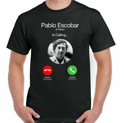Pablo Escobar T-shirt EL PATRONO sta chiamando da Uomo Divertente NOYZ TELEFILM cartello della droga