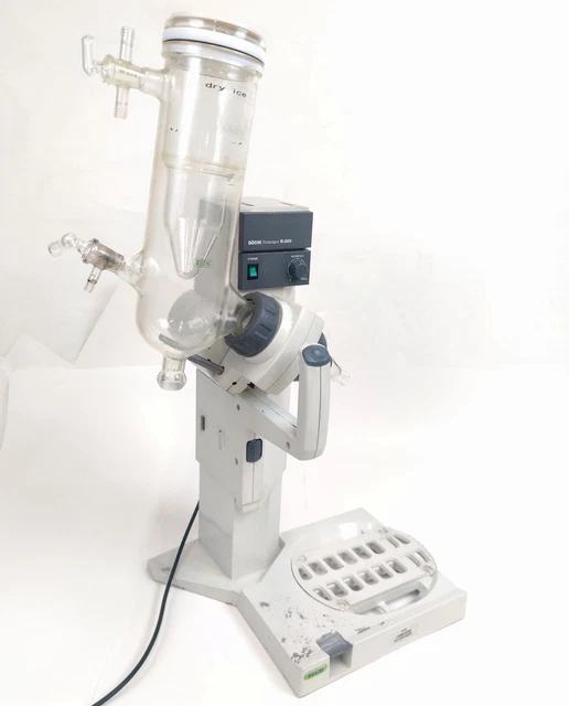 BUCHI Rotavapor R-200 Rotary Evaporator W BUCHI Glass Condenser Bottle