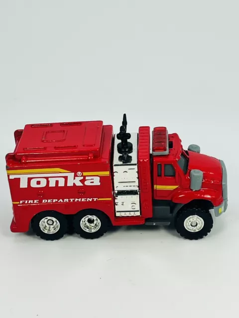 2012 Hasbro Tonka Fire Engine Diecast w/ Water Cannon