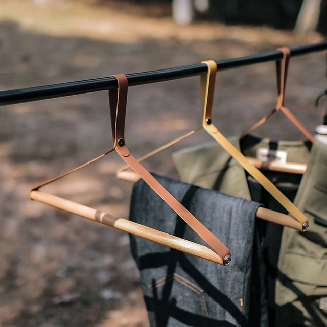 Simple Clothes Hanging Stand Beech Wood Clothing Rack Outdoor Clothes Hanger