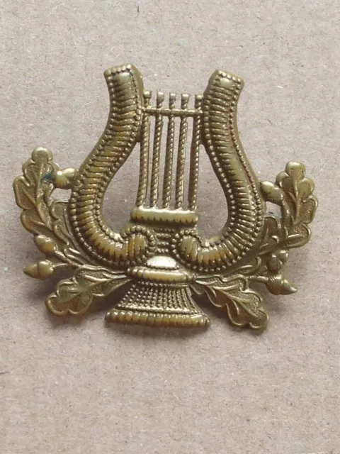 WW2 Era Brass British Army Musician Bandsman  Badge