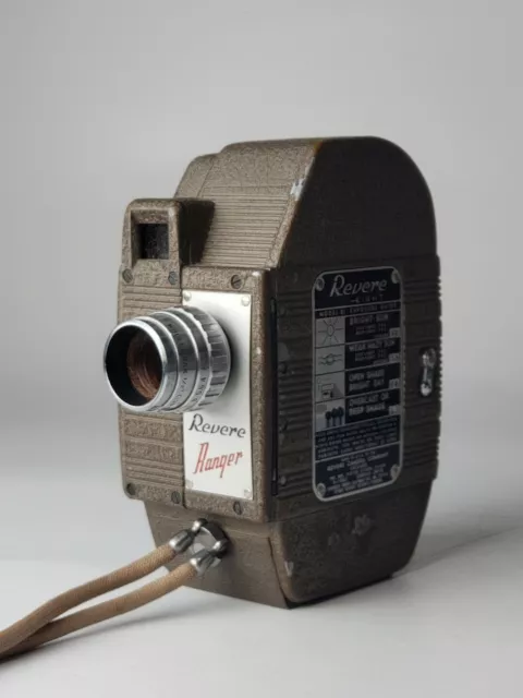 Revere Eight Ranger Model 81 8mm 1940s Movie Camera