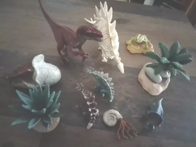 Schleich Dinosaurier Sammlung, Set Dinos 8 Teile, Dino-Eier, Velociraptor