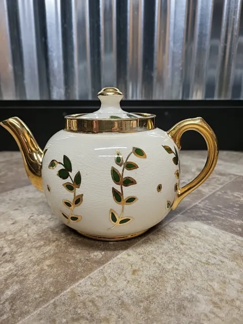 Vintage Rare Gold Lidded English Tea Pot Classic Sudlow Made in England  01064 K
