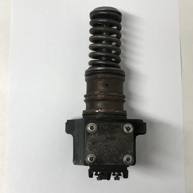 USED MACK E7 ETEC 400 HP and Above FUEL INJECTOR; Condition Unknown