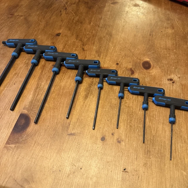 thumbnail image 2 of Snap-on Spain 8pc Metric T-Handle Hex Allen Wrench Set - Soft Grip Combo T & L Shaped, AWSGM800A 2 of 4
