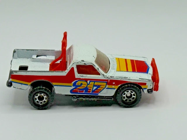 MATCHBOX SUPERFAST RUFF Trek Off Road Racing Pick Up Truck 1
