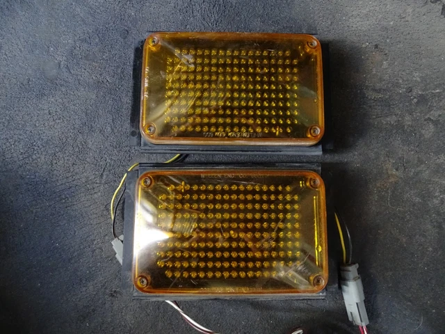 Whelen 600 Series Amber LED Light 02-038346051TF Lot