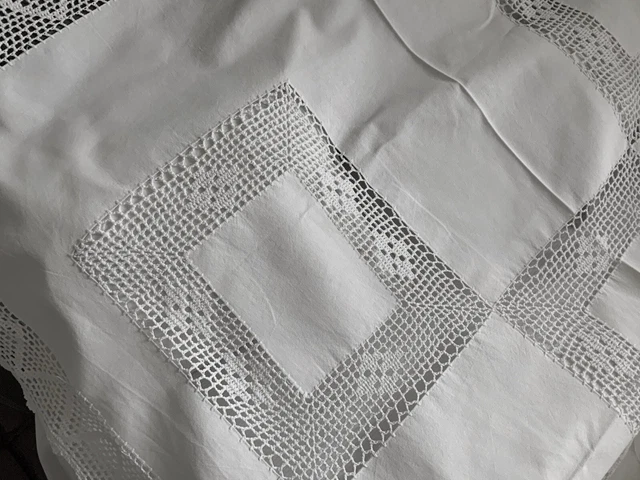Nappe vintage brodée blanc - France