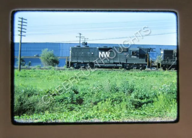 Original '79 Ektachrome Slide NW Norfolk Western 4139 GP38AC action     37P1