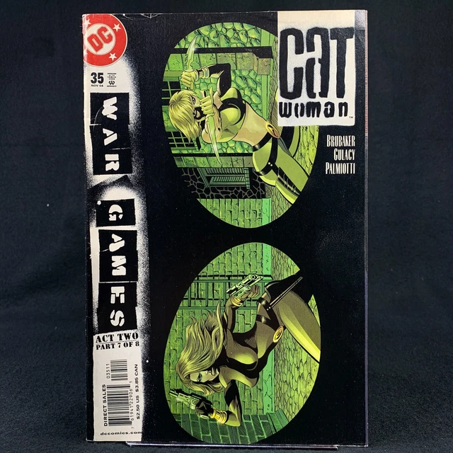 Catwoman 35 DC Comics November 2004 War Games Brubaker Gulacy Palmiotti
