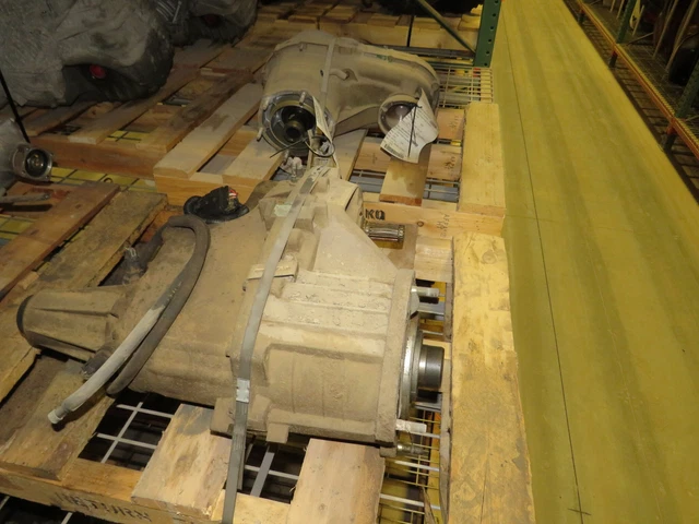 03 04 05 06 GMC Yukon XL 1500 Denali Transfer Case Assembly 179K OEM