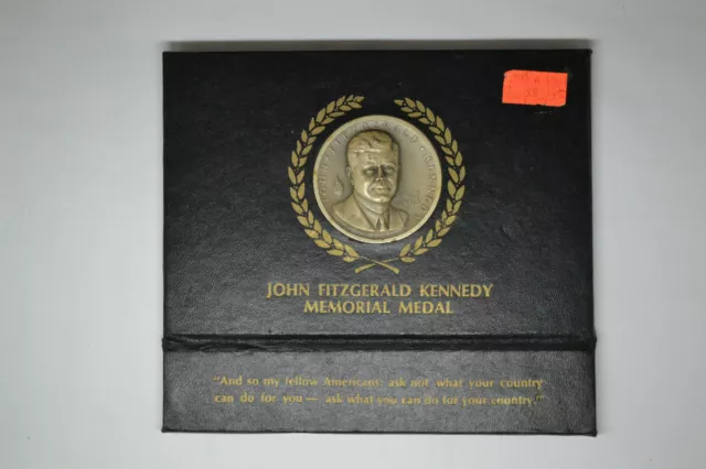 1964 John Kennedy Memorial Medal .999 Pure Silver Medallic Art Co. NY.  #958